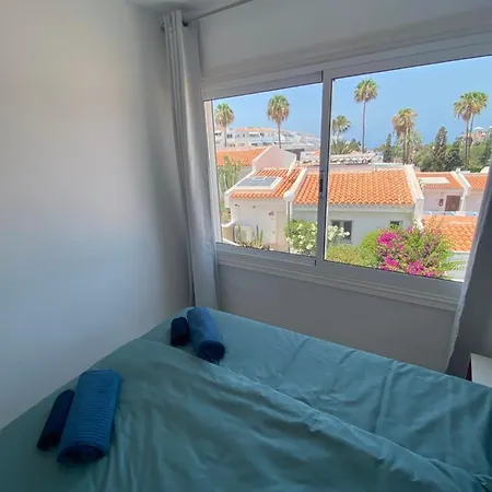 Island Village Ocean View Apartamento *